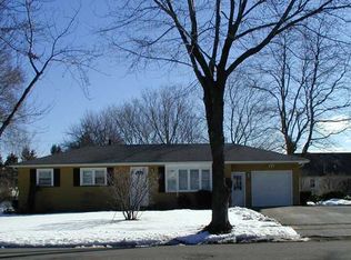 410 Cascade Pl, Rochester, NY 14609