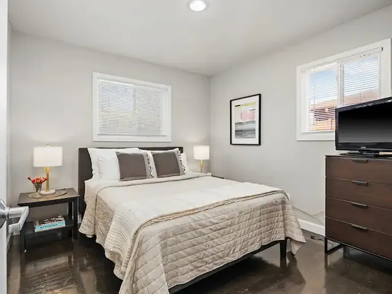 3183 Merrill Ave — Photo 11