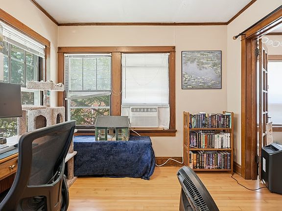 4th image of 403 W Wilson St #5