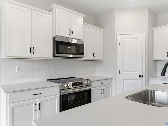2nd image of 4805 Drews Dogwood Ln