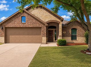 200 Chimney Rock Dr, Waxahachie, TX 75165