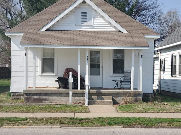 747 S 10th St, Vincennes, IN 47591