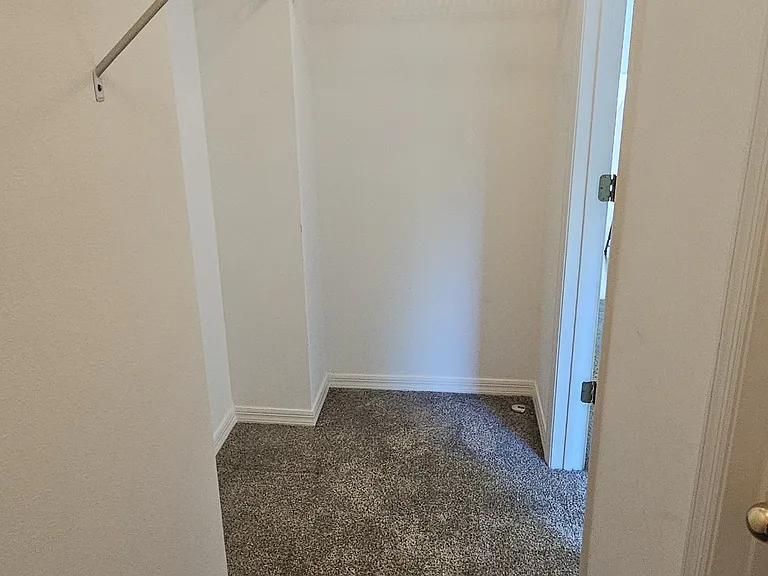 3878 Sunset Cove Dr — Photo 37
