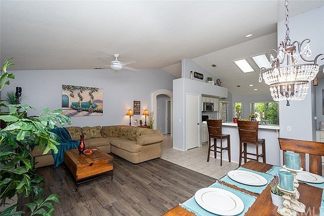 1st image of 31676 Loire Dr