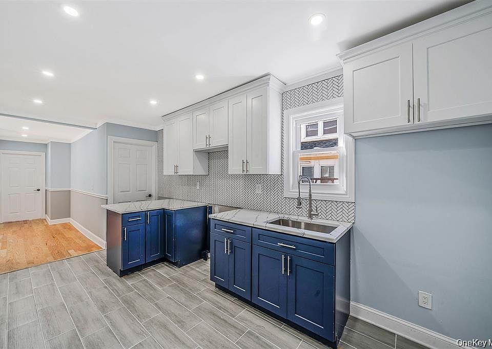 1st image of 23 Maple Avenue