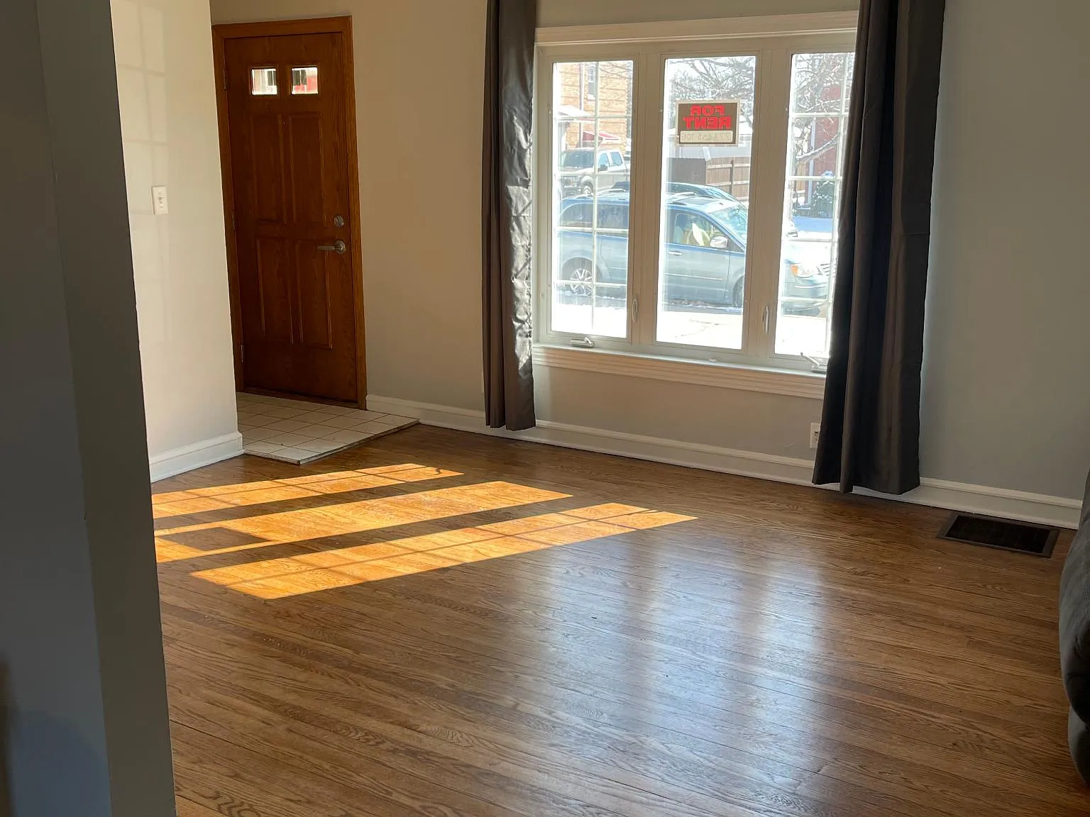 5202 W 63rd Pl — Photo 3