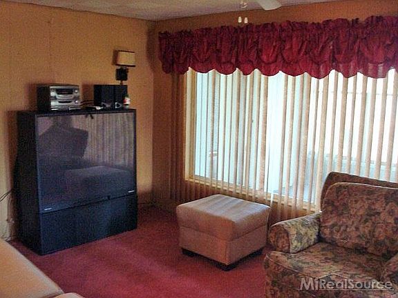 2nd image of 4454 Arden Park Dr