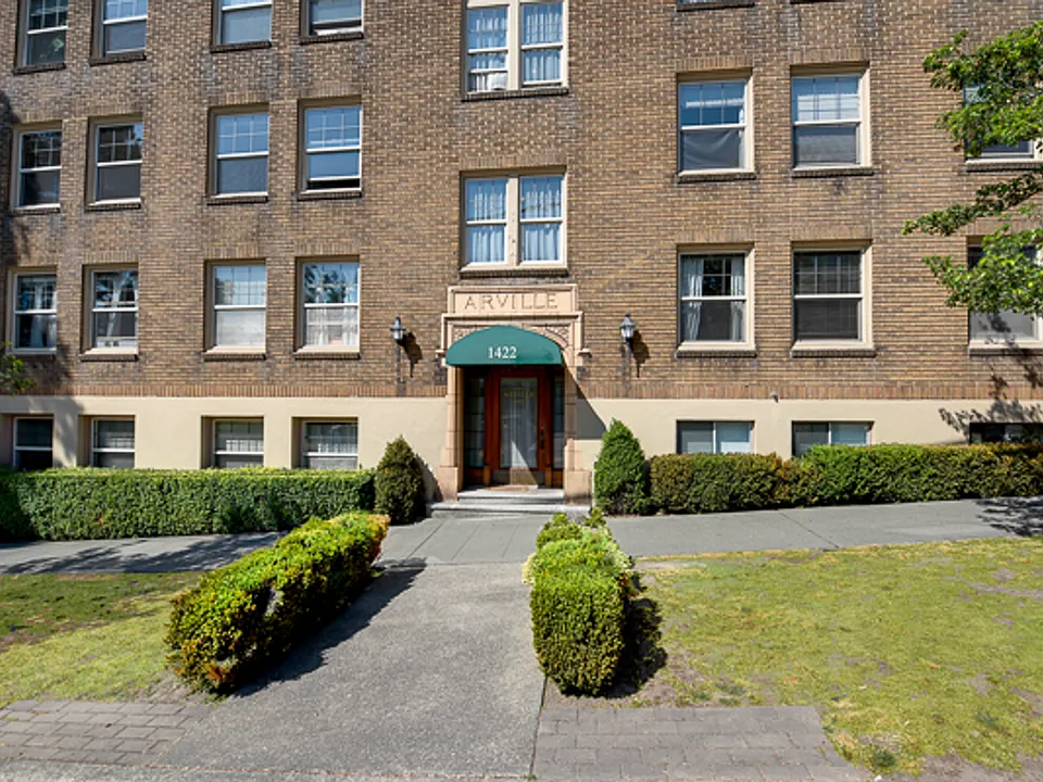 Building Photo 5