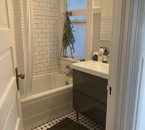 5th image of 1704 McAllister St