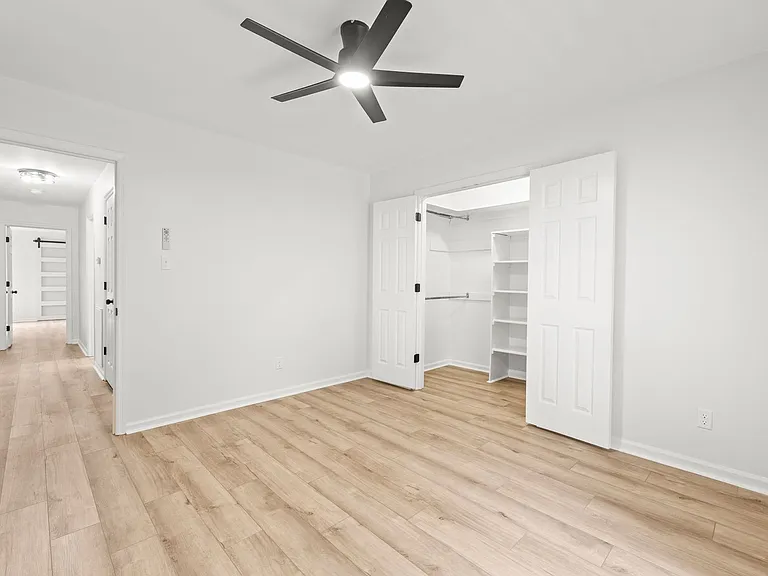 390 Steele Wood Dr — Photo 25