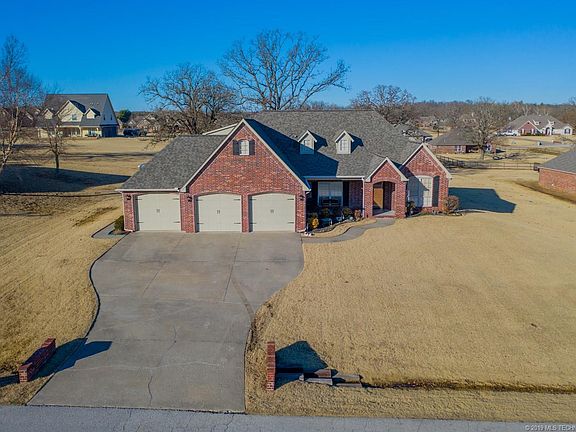 4th image of 15415 Northlake Dr