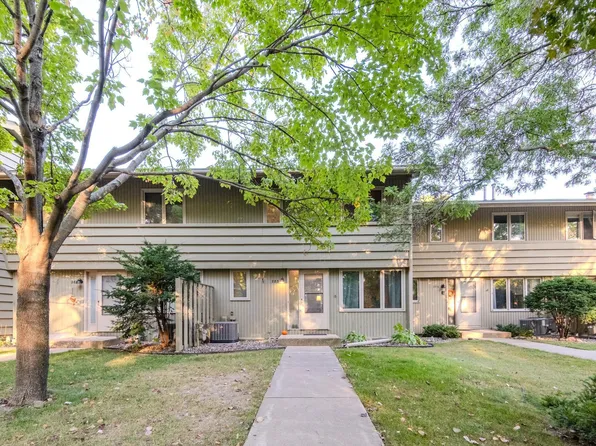 285 Windsor Ln, New Brighton, MN 55112