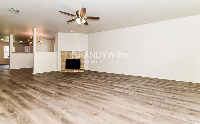 523 Indian Paintbrush Dr — Photo 2
