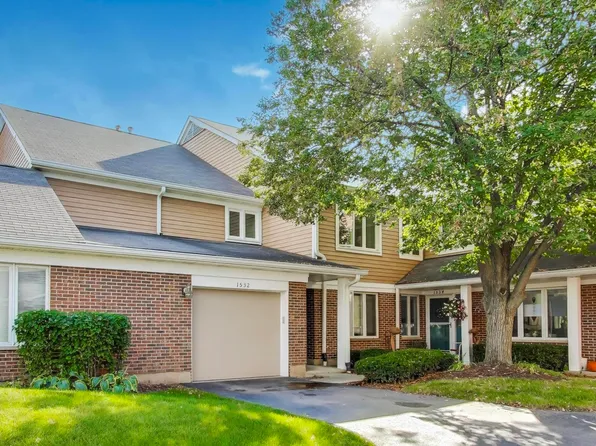 1532 N Courtland Dr #6, Arlington Heights, IL 60004