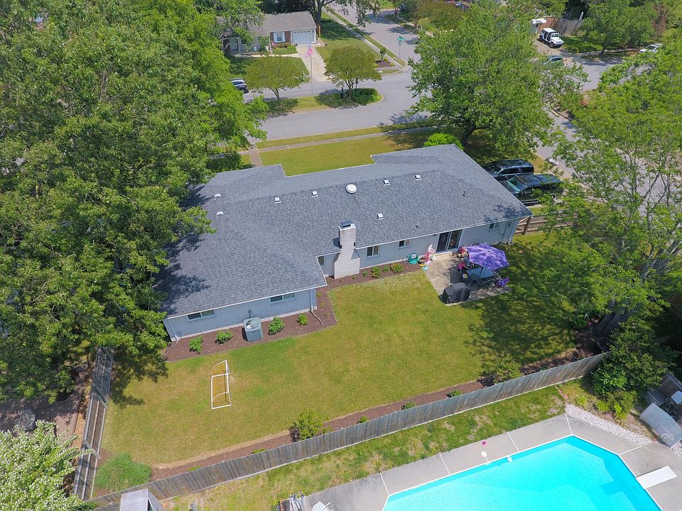 1st image of 2233 N Wolfsnare Dr