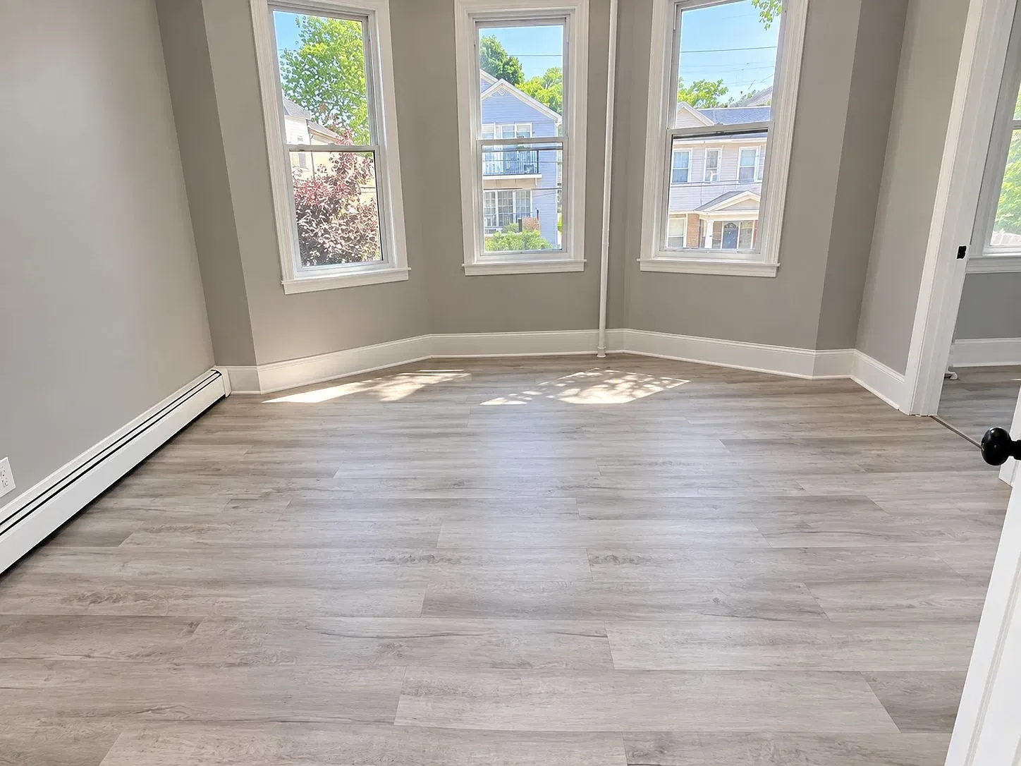 3 bed, $1,950 — Photo 1