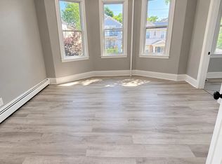 61 Tillinghast St #B, Newark, NJ 07108