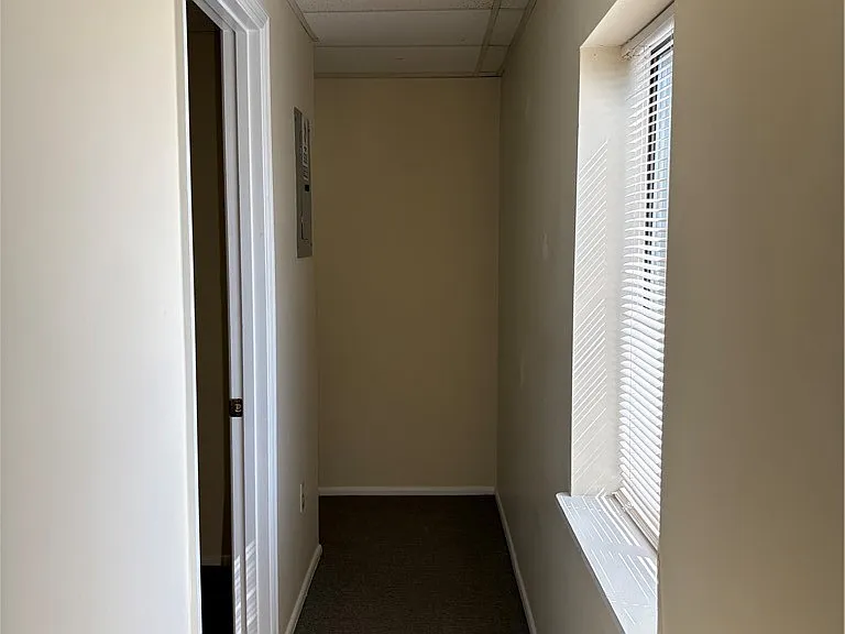 3019 S Park Rd #3 — Photo 3
