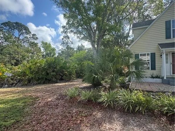 533 Leawood Cir, Naples, FL 34104