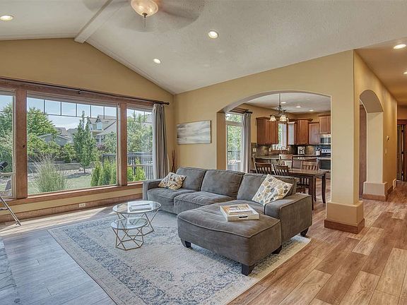 3rd image of 1819 W Westover Ln