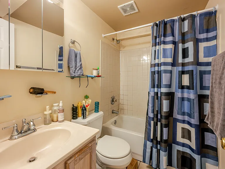 3415 Brown St NW #EB — Photo 11