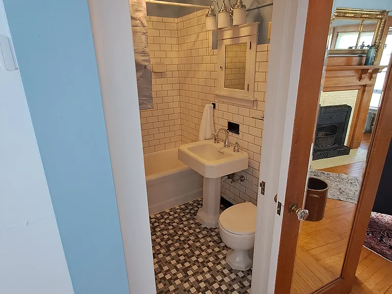 300 2nd Ave NW #3 — Photo 22