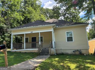 1822 Center Ave, East Pt, GA 30344