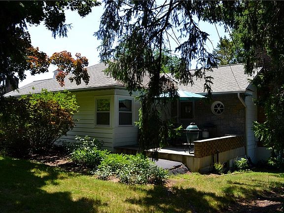 2nd image of 37 Allview Ave