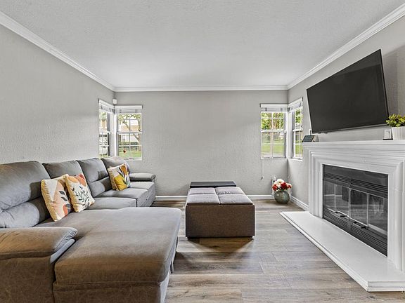 3rd image of 2915 N Texas Street #148