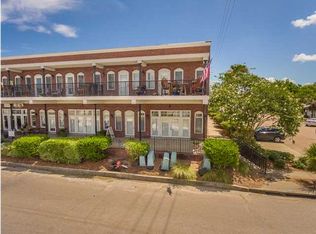 238 Water St, Apalachicola, FL 32320