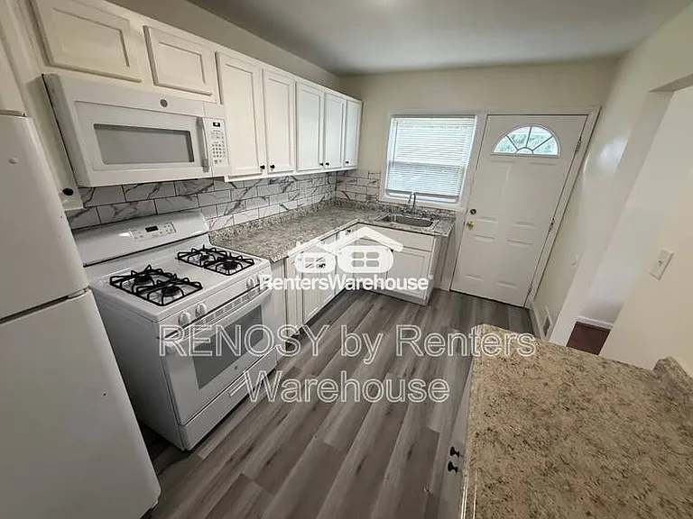 5705 Fieldview Ct — Photo 4