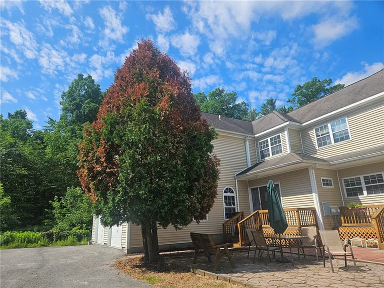 7 Sanctuary Dr #A — Photo 11