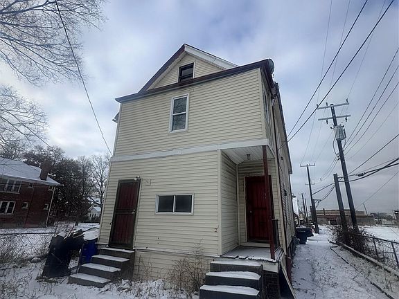 4th image of 15114 Holmur St