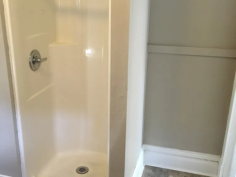 344 Oney Ave — Photo 5