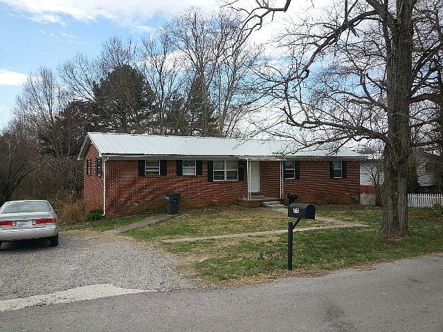 1st image of 717 Clay Ave