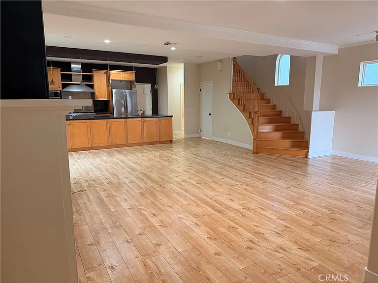 515 W Balboa Blvd — Photo 17