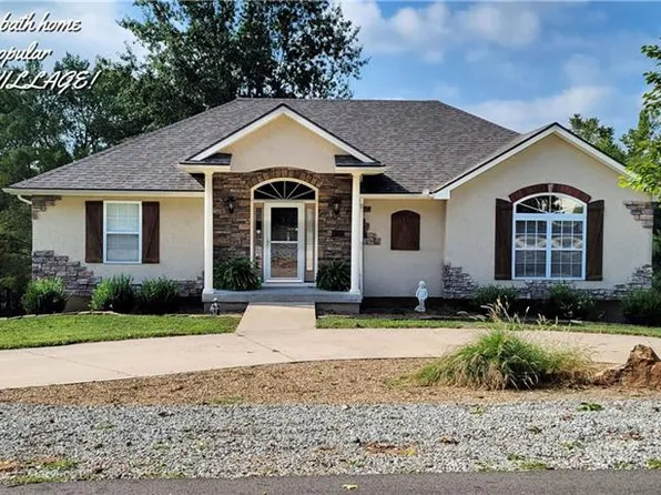 18368 Selwyn Dr, Warsaw, MO 65355