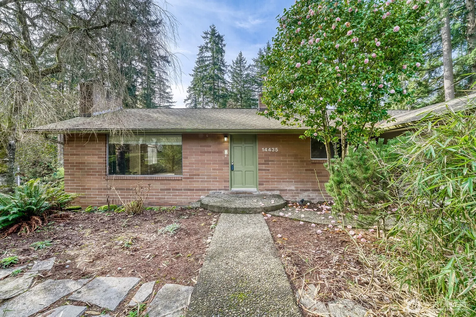 14435 183rd Avenue SE photo 1