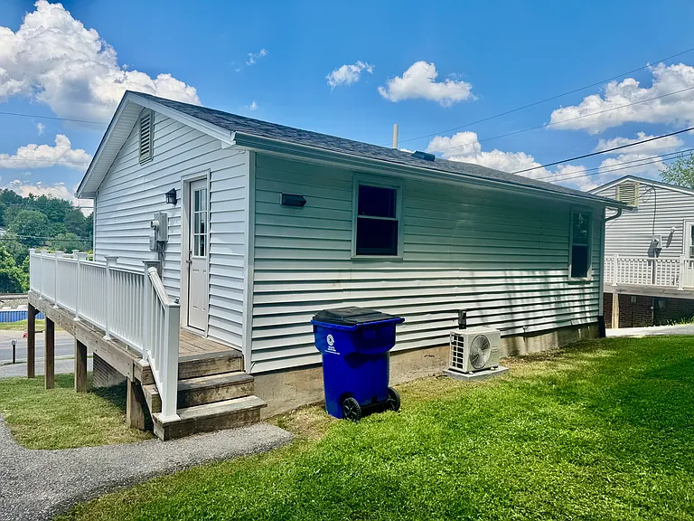 1165 Depot St NE — Photo 17