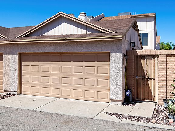 3rd image of 2509 N Palo Dulce Dr