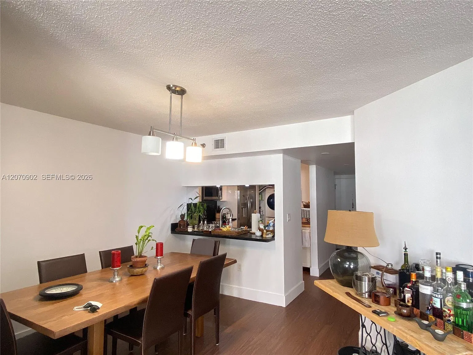 Lexcellence Condo — Photo 3