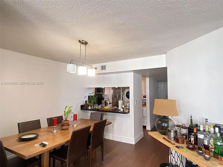5757 Collins Ave #703 — Photo 3