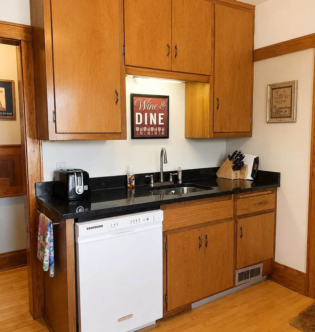 2 bed, 960 sqft, $1,250 — Photo 4
