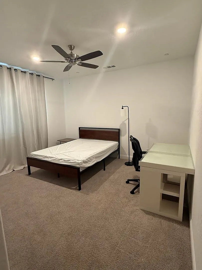 1 Bed | 1 Bath Home for Rent** — Photo 2