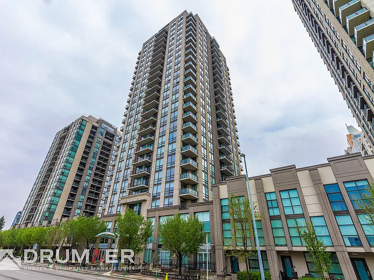 1118 12th Ave SW #1706 — Photo 20