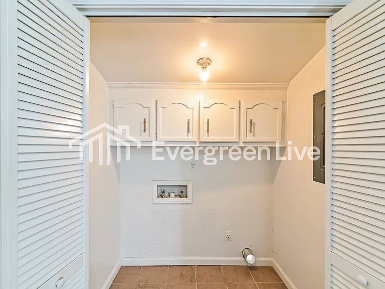 127 Baynard Ct — Photo 9