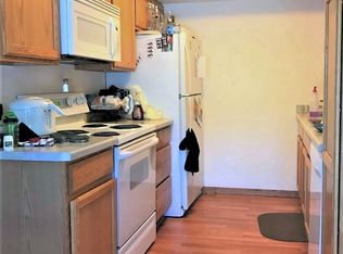 7118 Raymond Rd #4, Madison, WI 53719