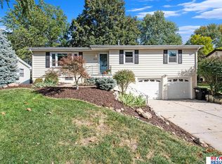 3213 S 109th St, Omaha, NE 68144