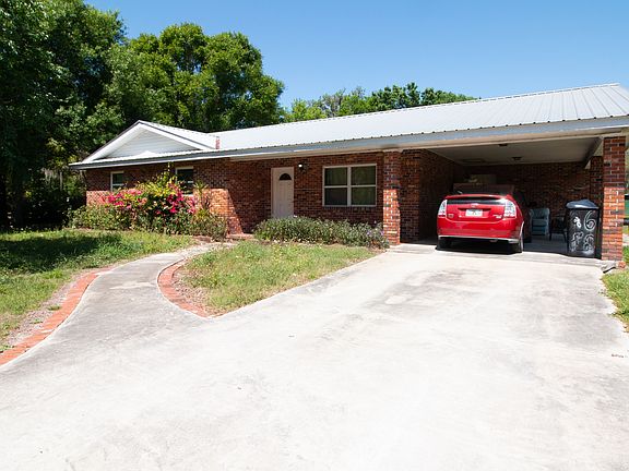 4th image of 2682 SE Durrance St