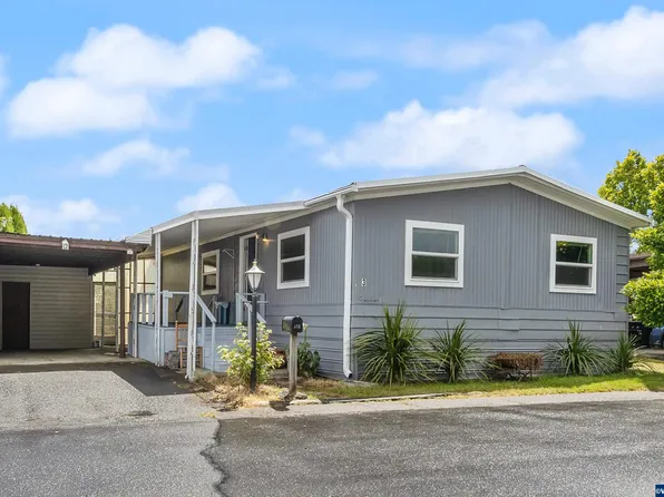 141 S 17th St Unit 3, Independence, OR 97351